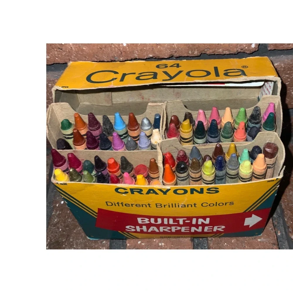 Vintage Crayola Crayons BINNEY & SMITH NO. 64 Box‎ BUILT IN SHARPENER